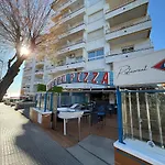 Apartment Coastal Retreat Just Steps From The Lloret de Mar