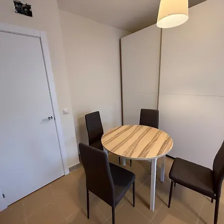 Lejlighed Coastal Retreat Just Steps From The Lloret de Mar