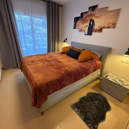 Appartement Coastal Retreat Just Steps From The *
